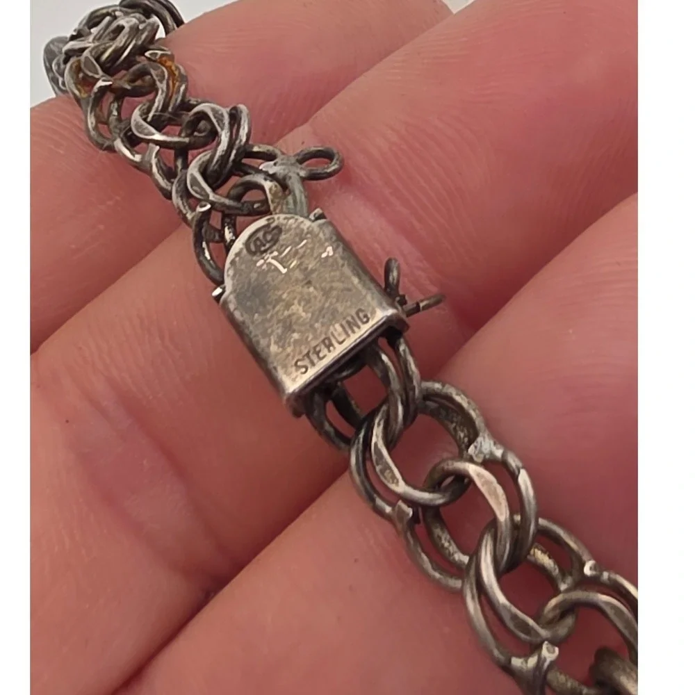Vintage Sterling Silver Charm Bracelet 1965 Whos Who Schoolhouse Harp 24g